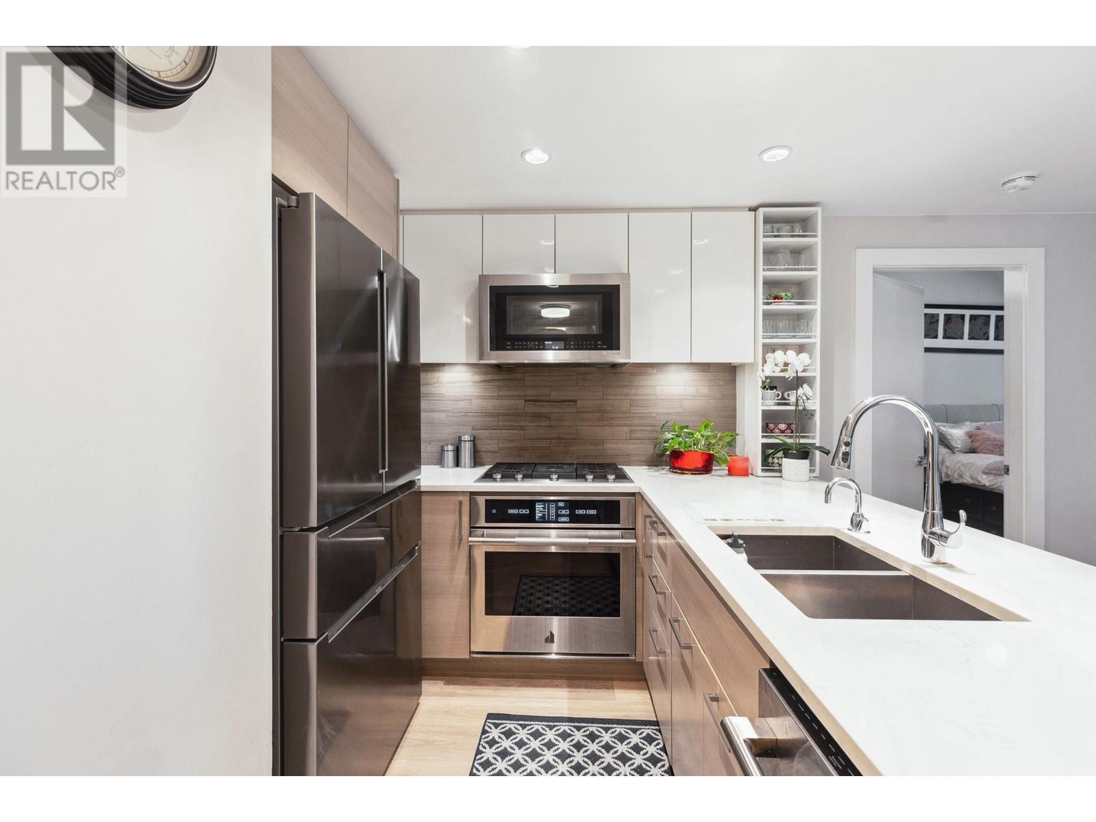 311 3451 Sawmill Crescent, Vancouver, British Columbia  V5S 0H3 - Photo 4 - R2961835