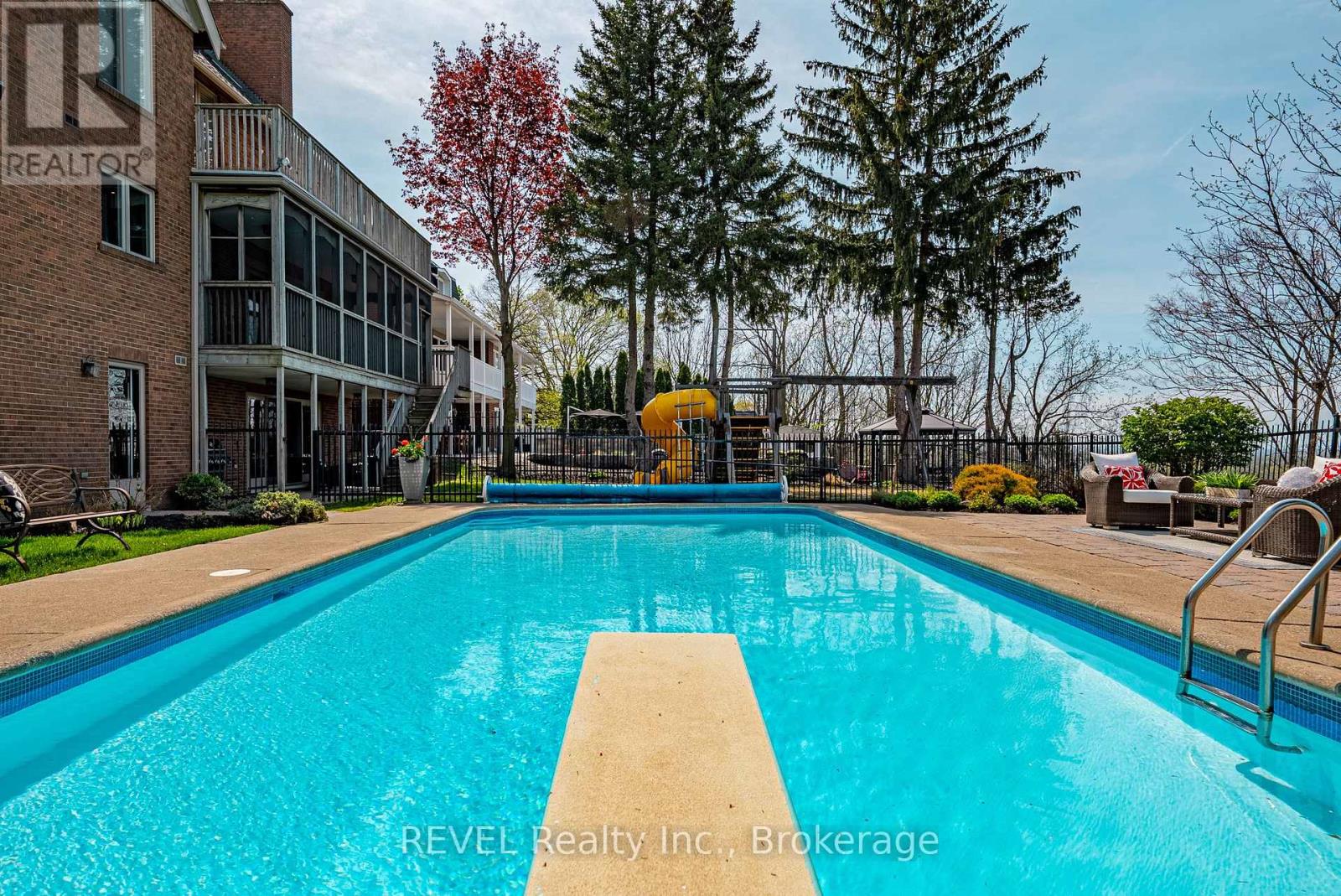 35 Clearview Heights, St. Catharines, Ontario  L2T 2W4 - Photo 33 - X11936610