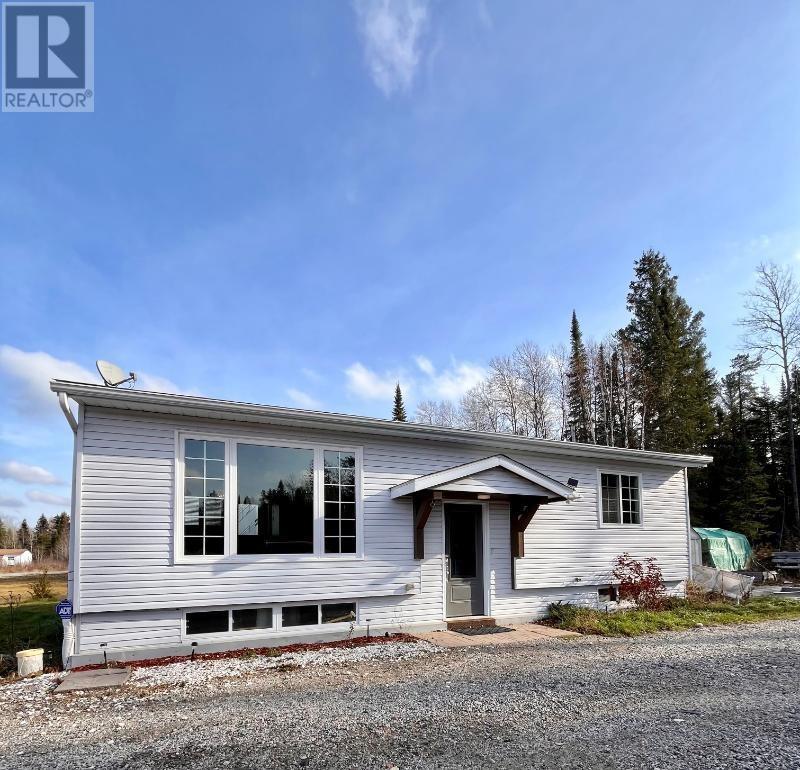 417 Aspen Dr, Nakina, Ontario  P0T 2H0 - Photo 1 - TB243583
