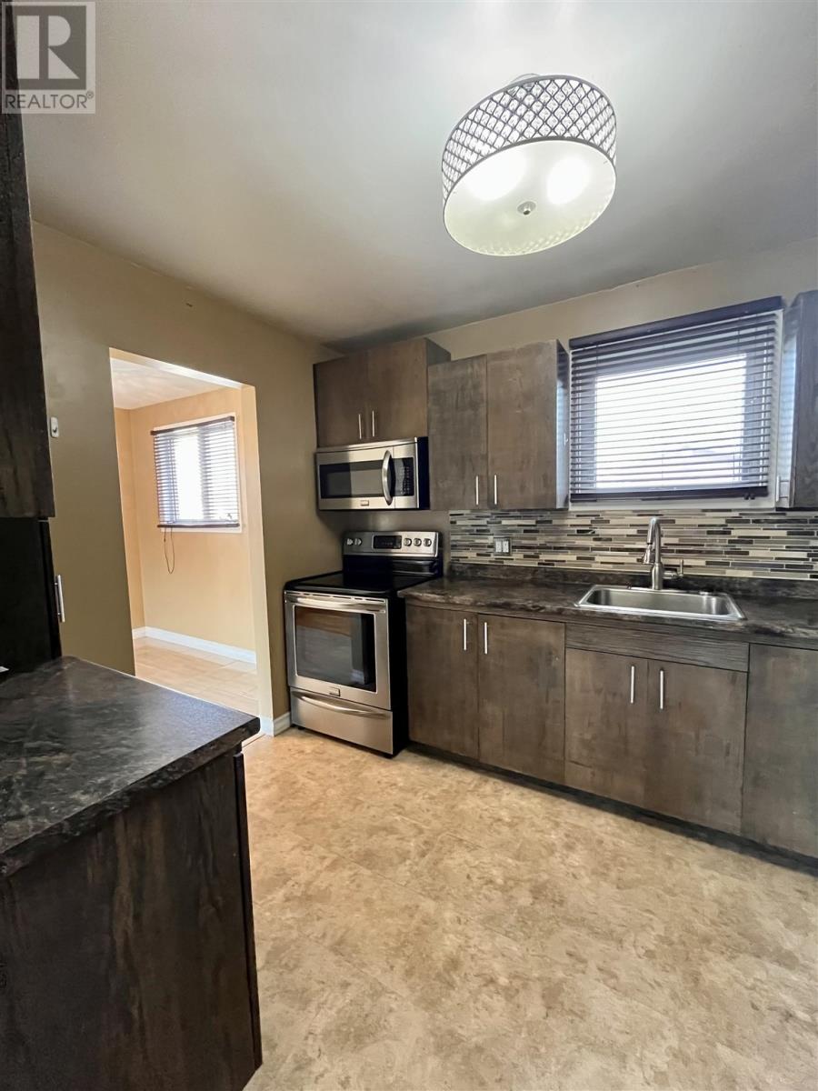 417 Aspen Dr, Nakina, Ontario  P0T 2H0 - Photo 18 - TB243583