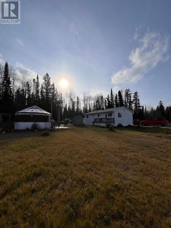 417 Aspen Dr, Nakina, Ontario  P0T 2H0 - Photo 38 - TB243583