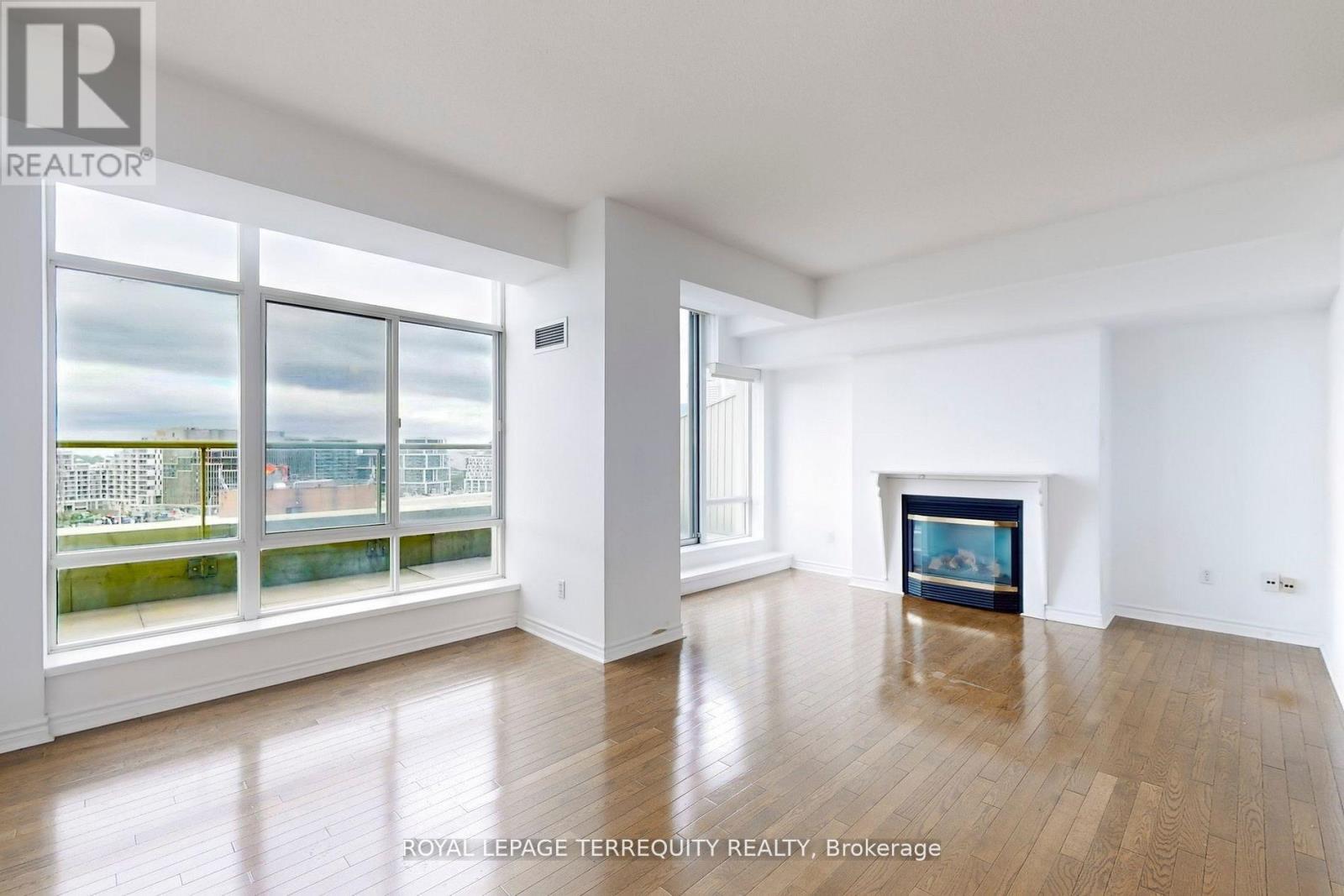 Property at PH1 - 39 PARLIAMENT STREET image 5