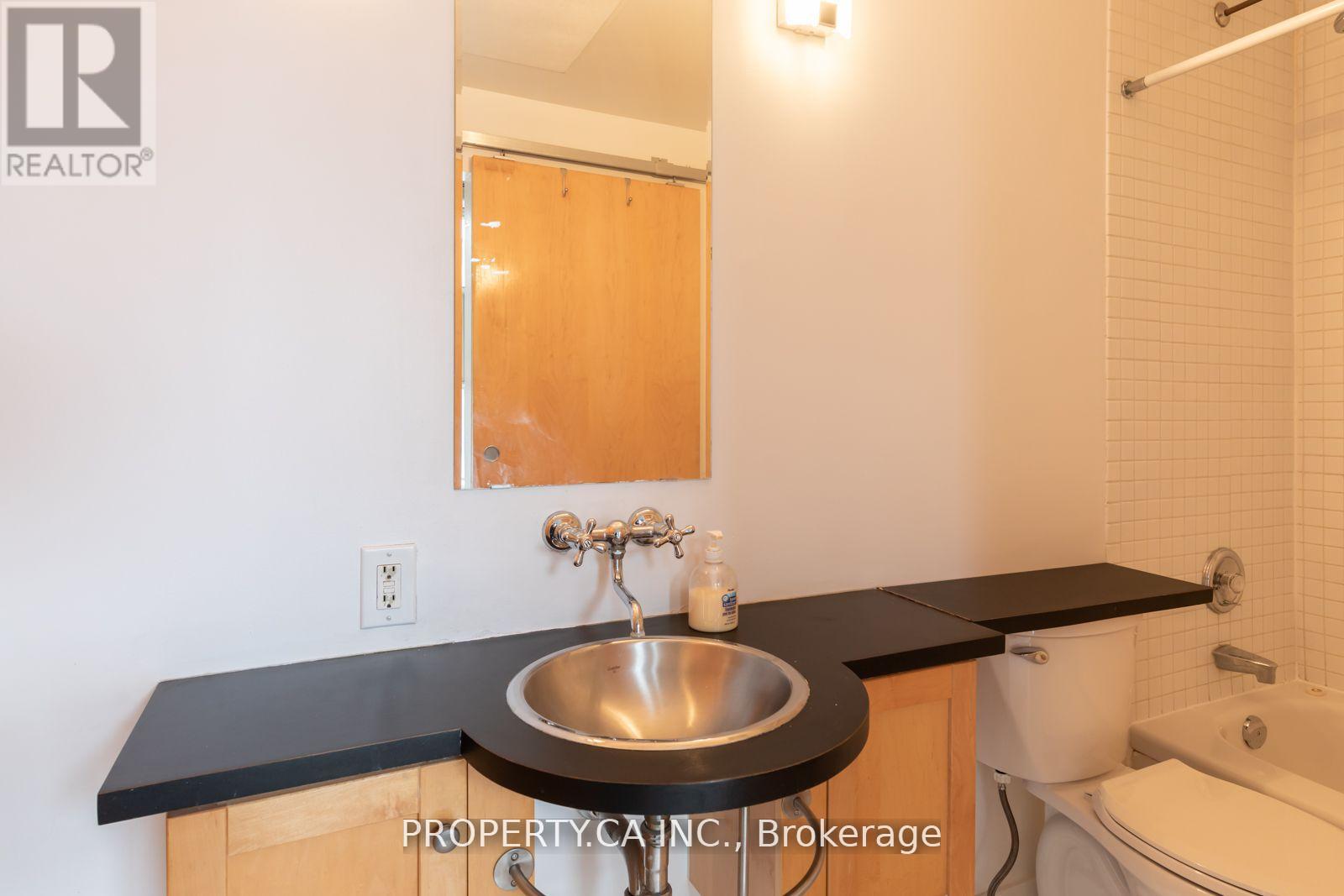 604 - 29 Camden Street, Toronto, Ontario  M5V 3N3 - Photo 17 - C11948743