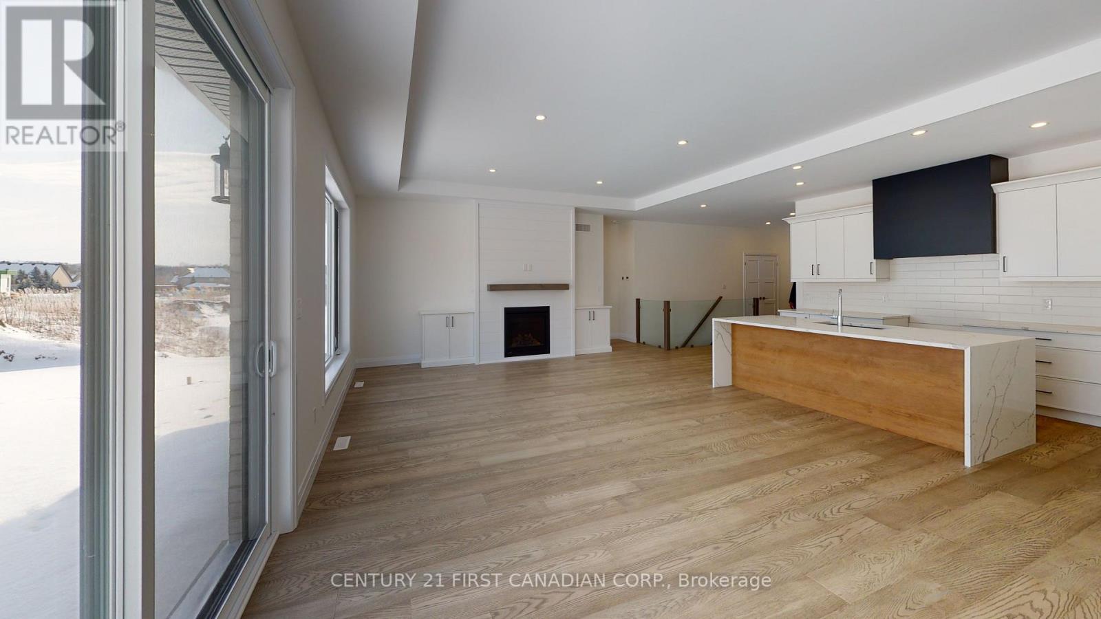 18 Postma Crescent, North Middlesex (Alisa Craig), Ontario  N0M 1A0 - Photo 12 - X11948902