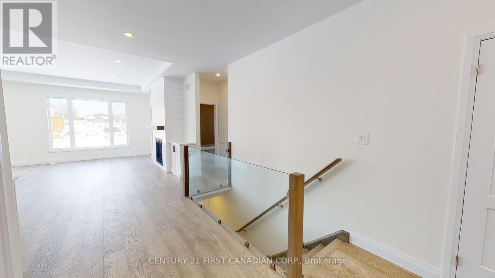 18 Postma Crescent, North Middlesex (Alisa Craig), Ontario  N0M 1A0 - Photo 17 - X11948902