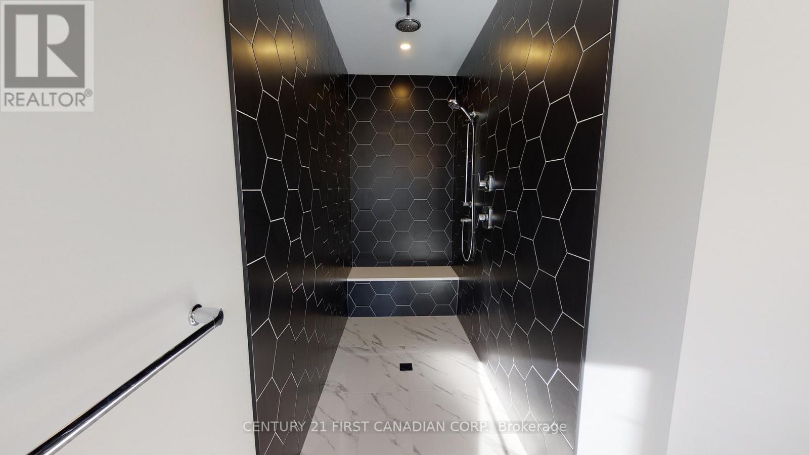 18 Postma Crescent, North Middlesex (Alisa Craig), Ontario  N0M 1A0 - Photo 29 - X11948902