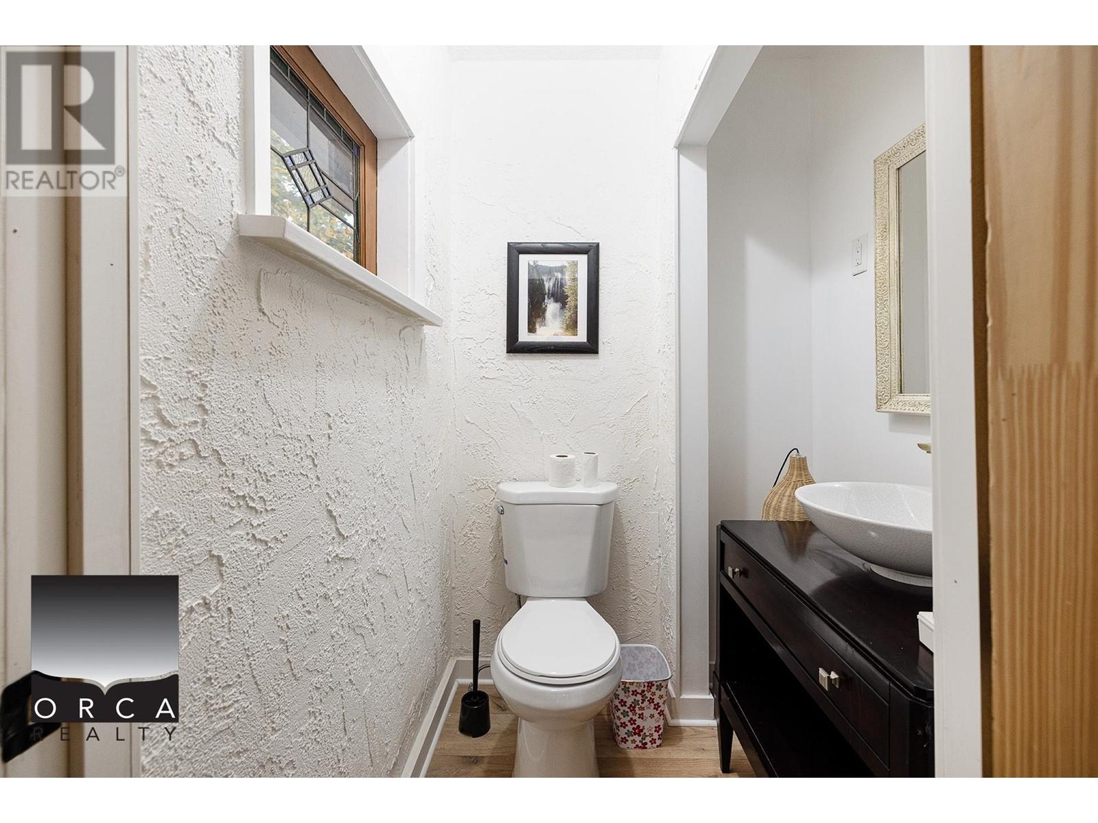 Short Term 2676 Haywood Avenue, West Vancouver, British Columbia  V7V 1Y6 - Photo 32 - R2962106