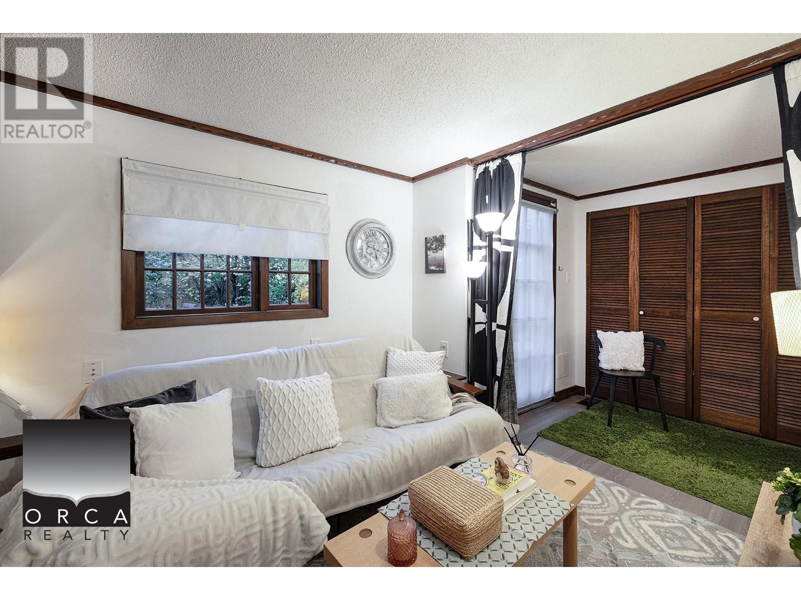 Short Term 2676 Haywood Avenue, West Vancouver, British Columbia  V7V 1Y6 - Photo 5 - R2962106