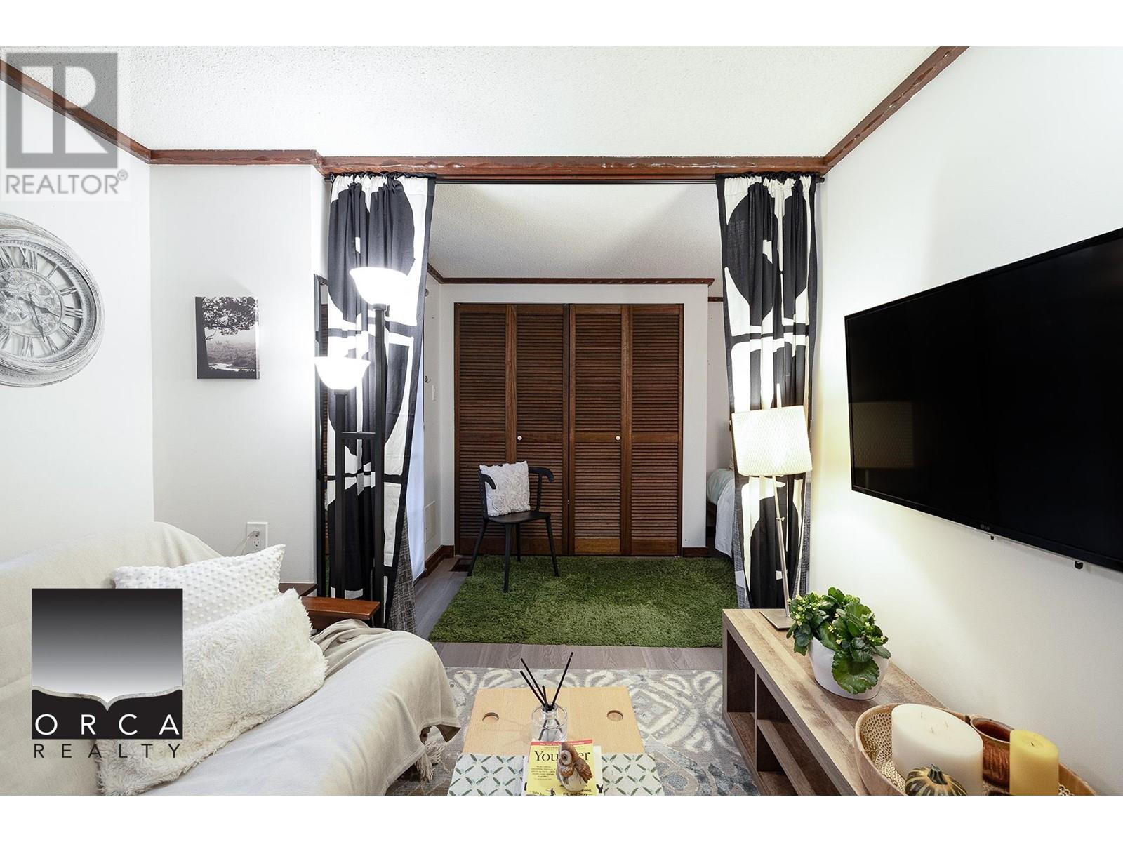 Short Term 2676 Haywood Avenue, West Vancouver, British Columbia  V7V 1Y6 - Photo 6 - R2962106