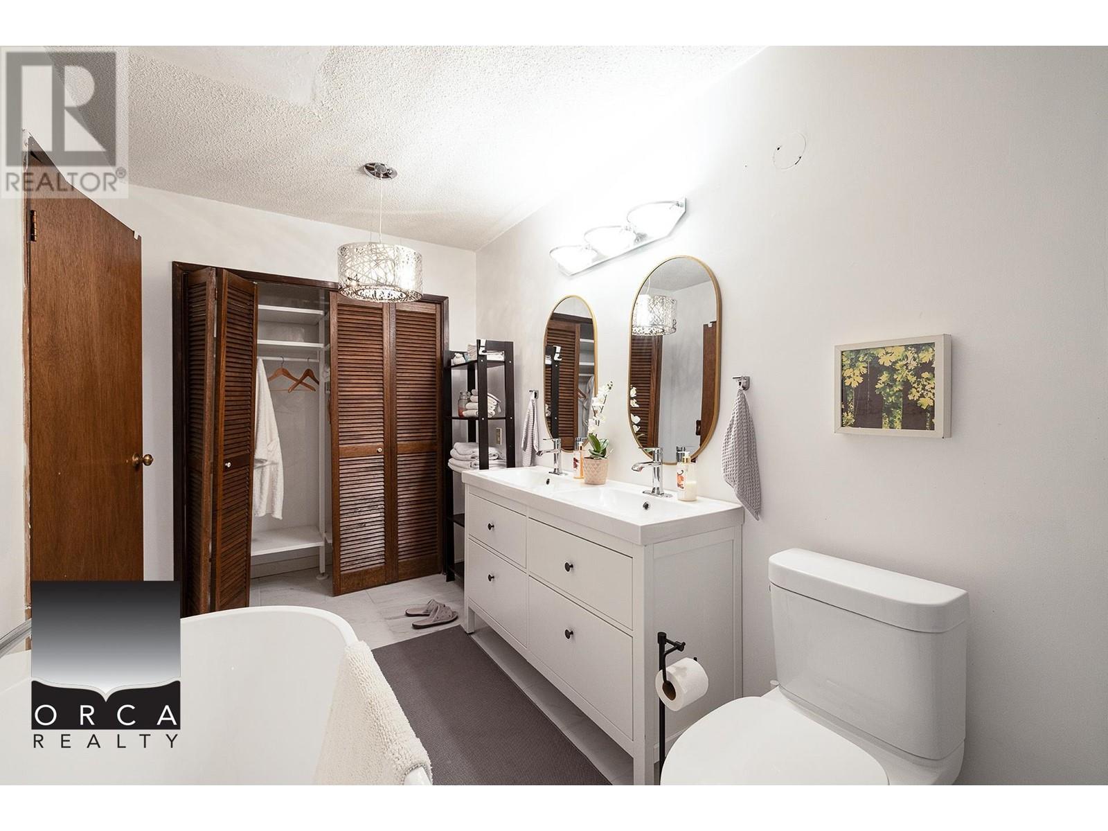 Short Term 2676 Haywood Avenue, West Vancouver, British Columbia  V7V 1Y6 - Photo 8 - R2962106
