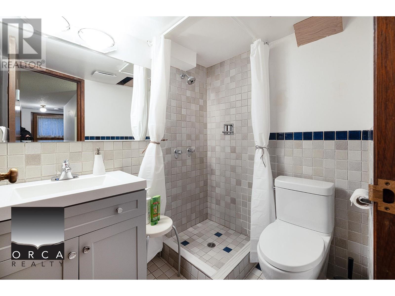 Short Term 2676 Haywood Avenue, West Vancouver, British Columbia  V7V 1Y6 - Photo 9 - R2962106