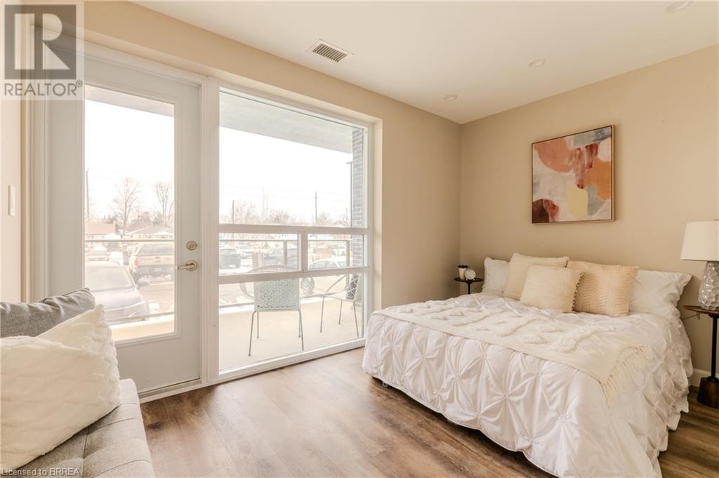 Property at 34 NORMAN Street Unit# 101 image 4