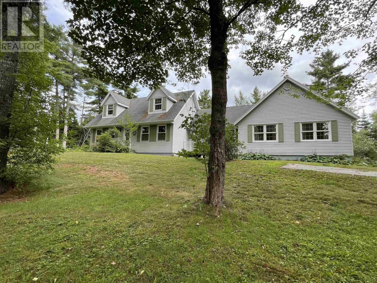 12145 Highway 3, Spectacle Lakes, Nova Scotia  B0J 2C0 - Photo 3 - 202502026