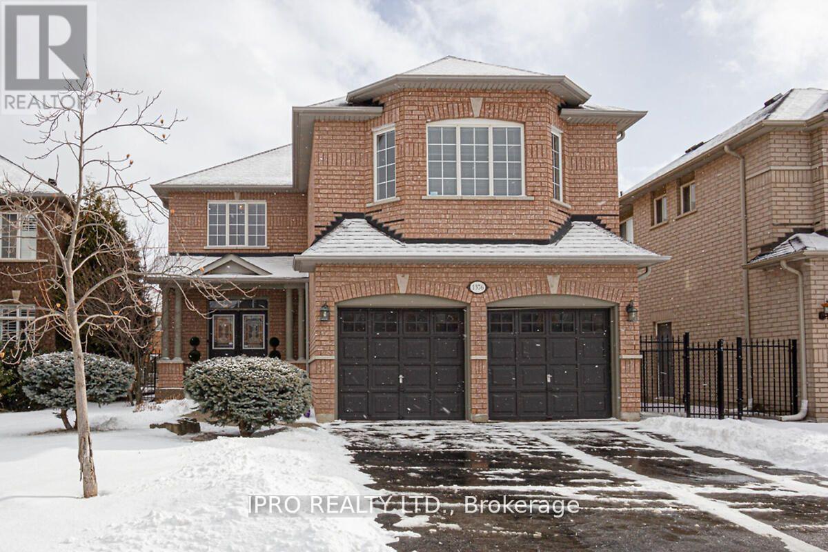 1376 Kingsgrove Place, Oakville, Ontario  L6M 3V9 - Photo 2 - W11949047