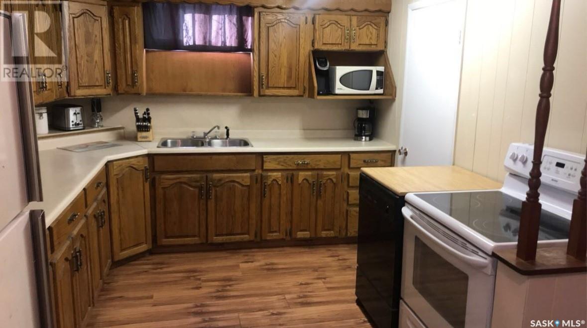 201 Blackstock Street, Strasbourg, Saskatchewan  S0G 4V0 - Photo 31 - SK993929