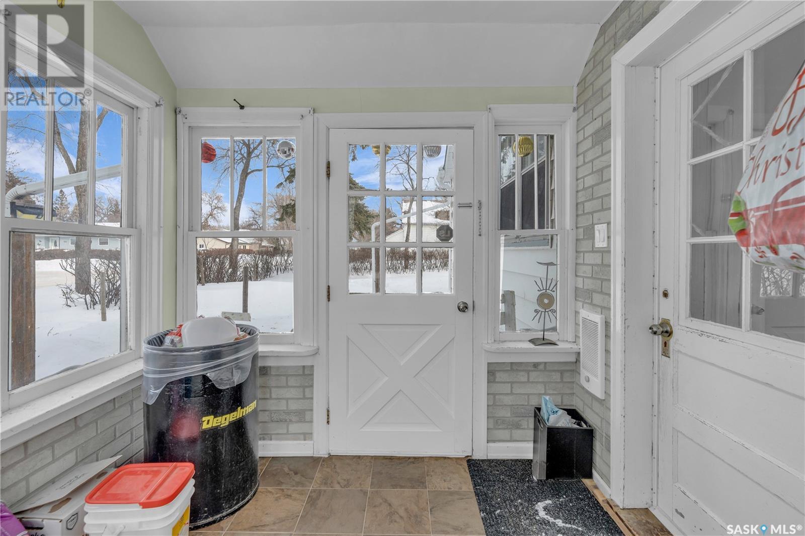 Property at 201 Blackstock STREET image 5