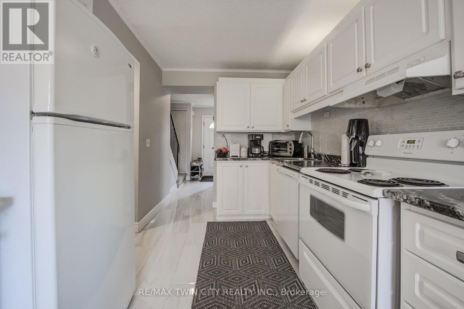 43 - 121 University Avenue E, Waterloo, Ontario  N2J 4J1 - Photo 12 - X11949276