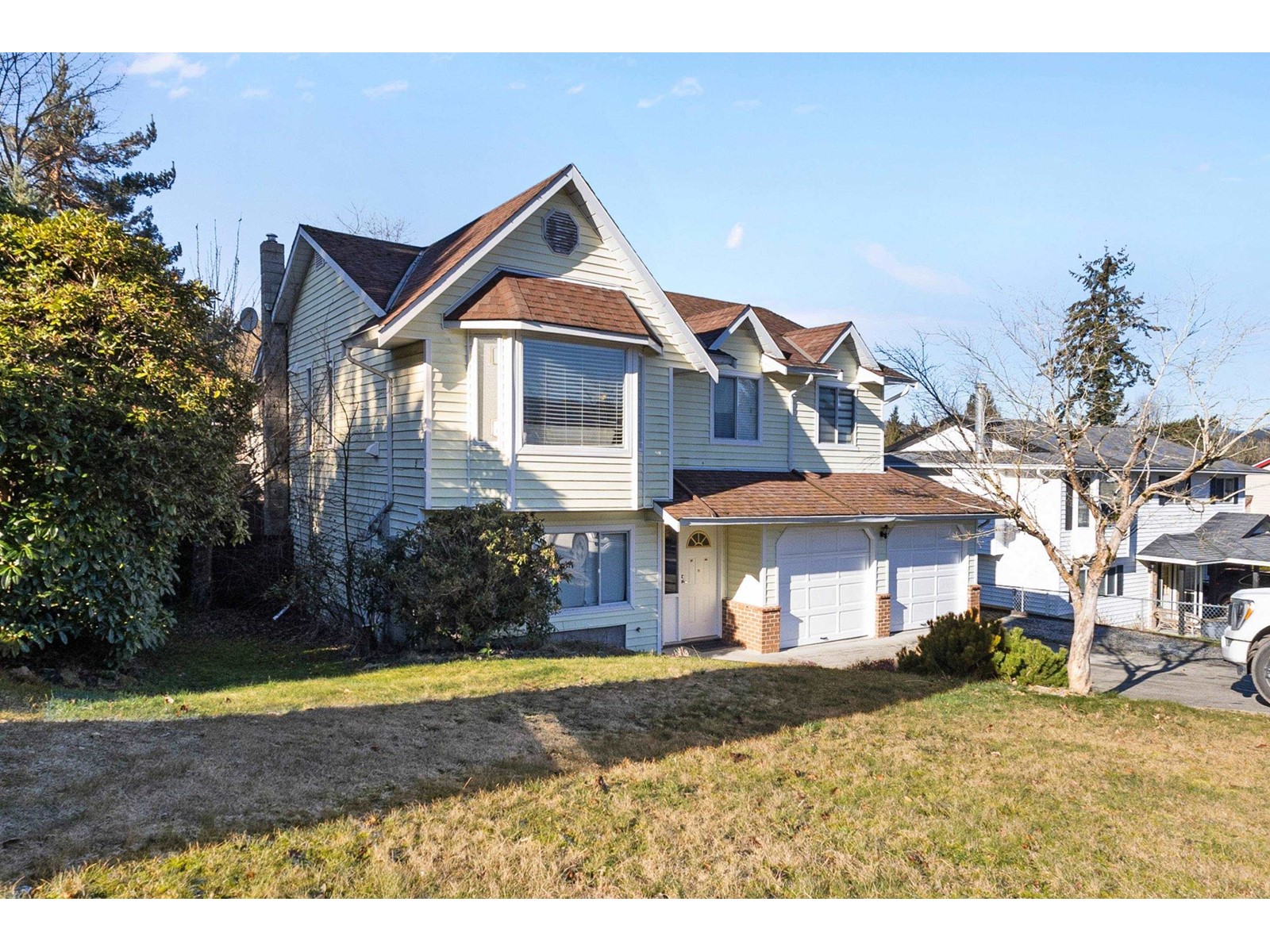 Property at 8221 MILLER CRESCENT image 1
