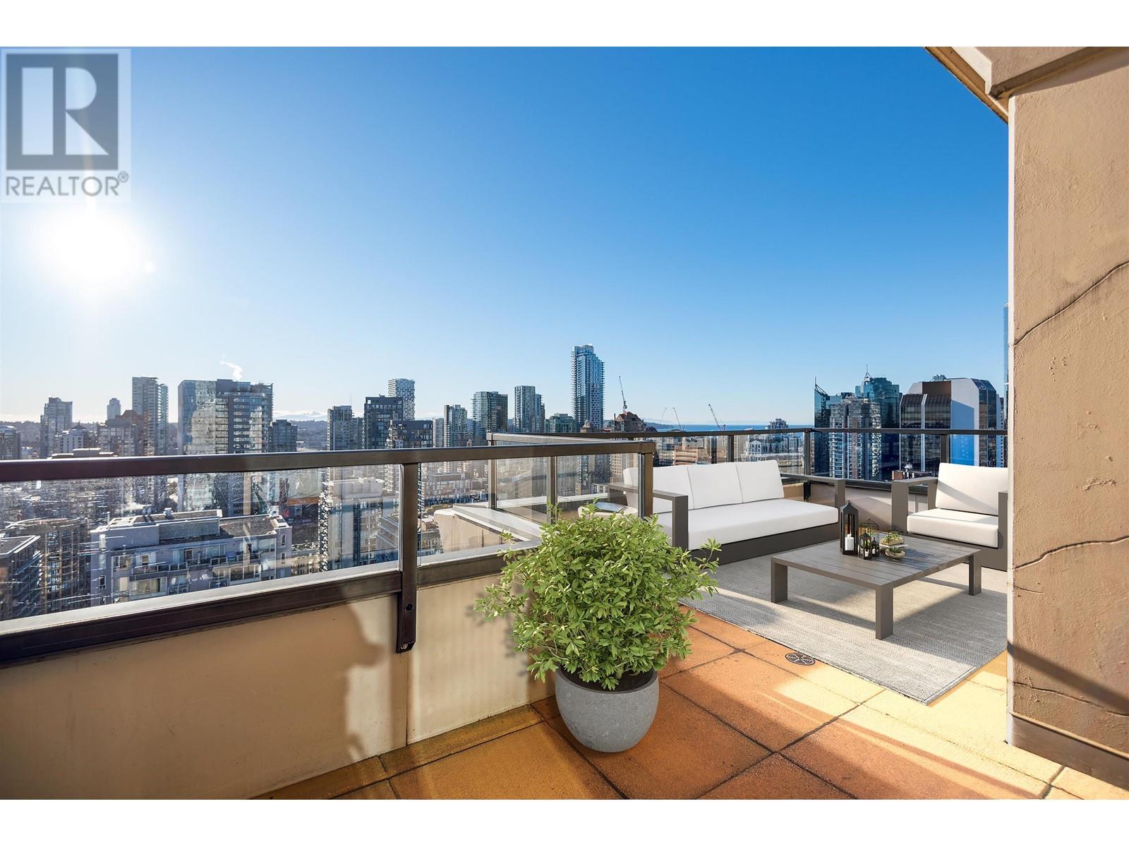 Listing Picture 21 of 40 : PH1 969 RICHARDS STREET, Vancouver / 溫哥華 - 魯藝地產 Yvonne Lu Group - MLS Medallion Club Member