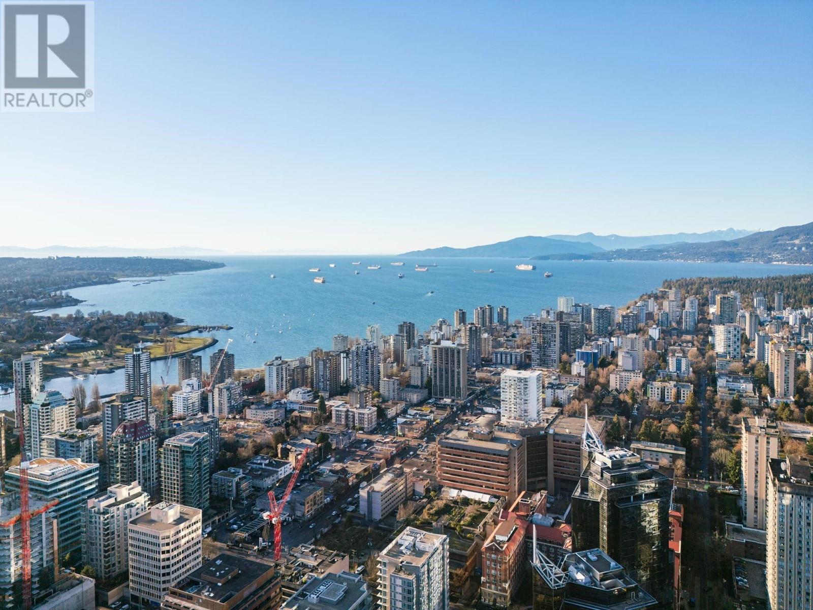 Listing Picture 33 of 40 : PH1 969 RICHARDS STREET, Vancouver / 溫哥華 - 魯藝地產 Yvonne Lu Group - MLS Medallion Club Member