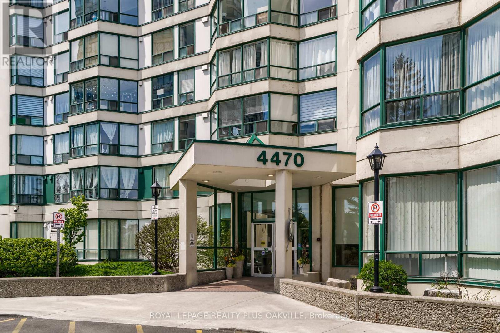 Property at 910 - 4470 TUCANA COURT image 2