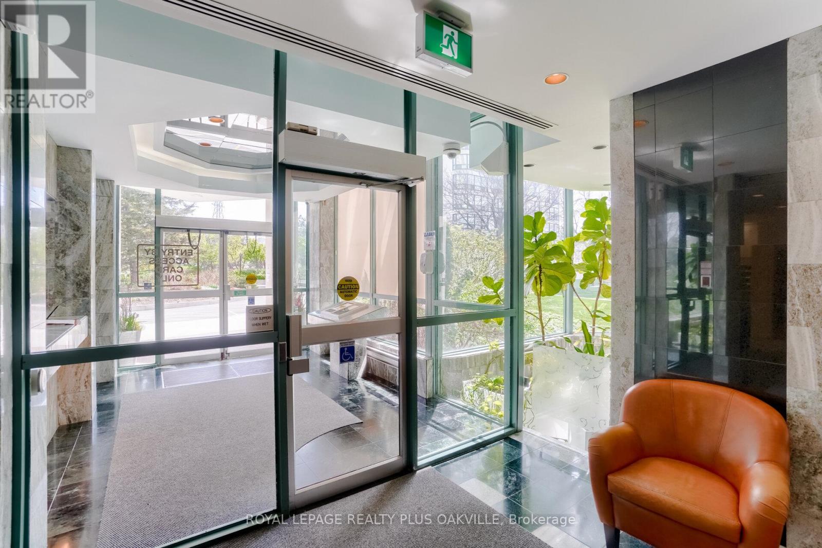 Property at 910 - 4470 TUCANA COURT image 3