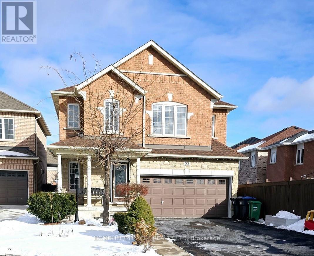 33 Atira Avenue, Brampton, Ontario  L7A 3V1 - Photo 2 - W11940865