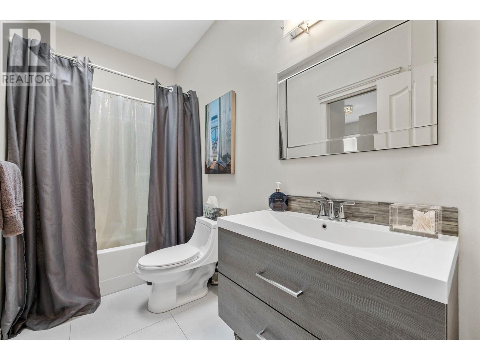 Property at 3567 Royal Gala Drive image 3