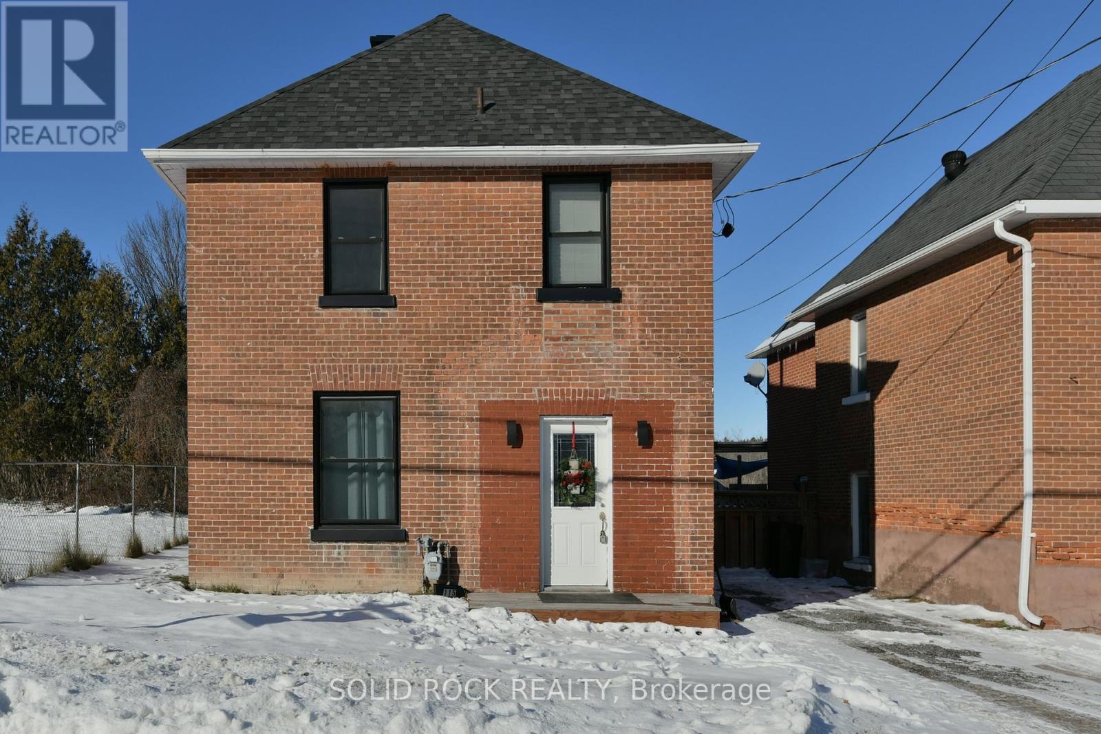 115 Division Street, Mcnab/braeside, Ontario  K2E 7Z4 - Photo 1 - X11949374