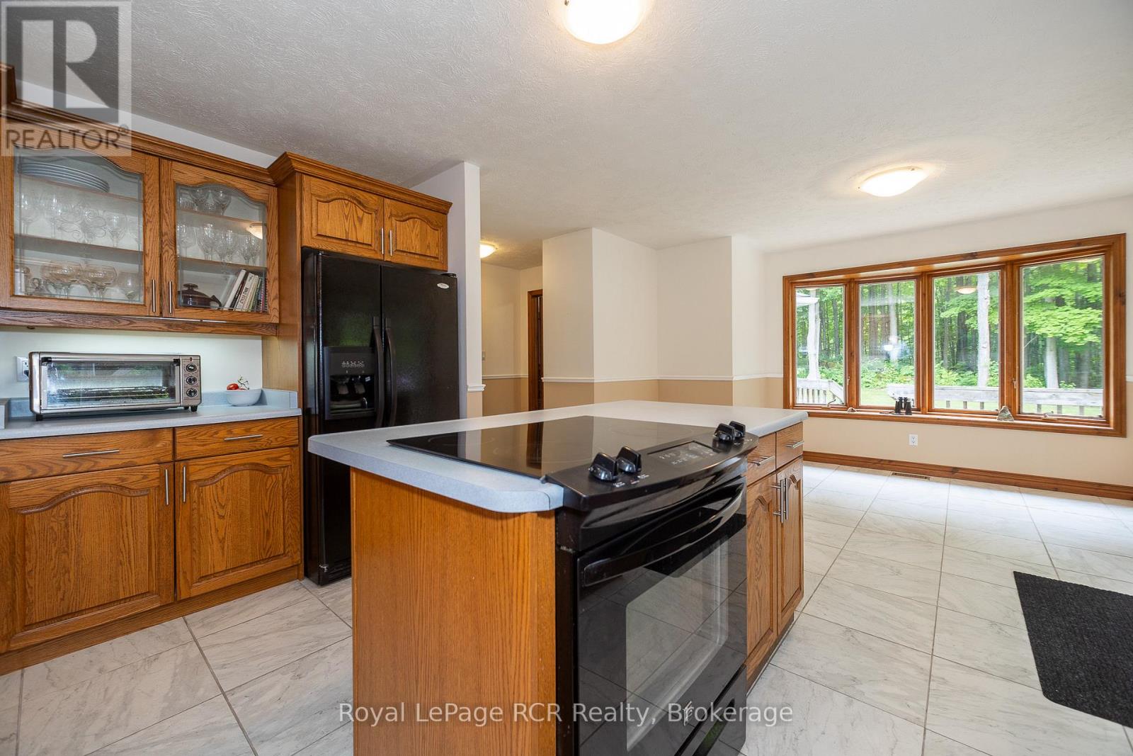 78 Lake Street, Georgian Bluffs, Ontario  N0H 2K0 - Photo 15 - X11949421