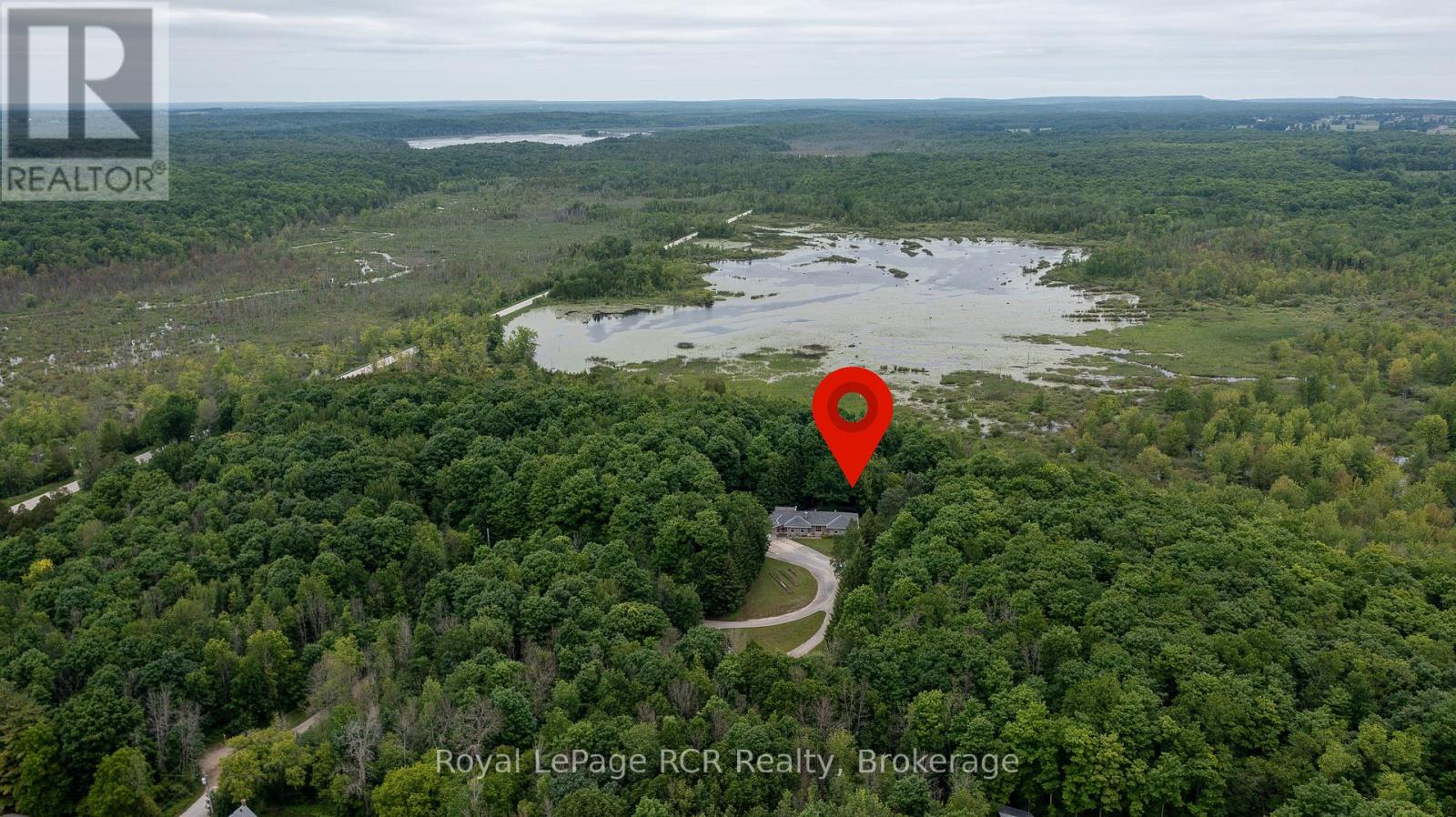 78 Lake Street, Georgian Bluffs, Ontario  N0H 2K0 - Photo 3 - X11949421
