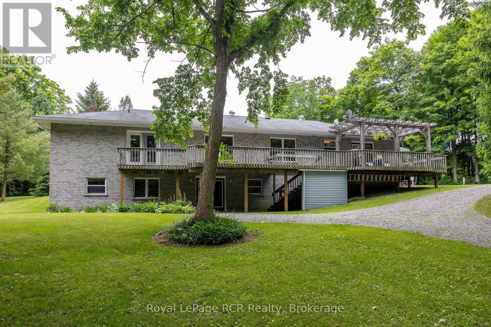 78 Lake Street, Georgian Bluffs, Ontario  N0H 2K0 - Photo 4 - X11949421