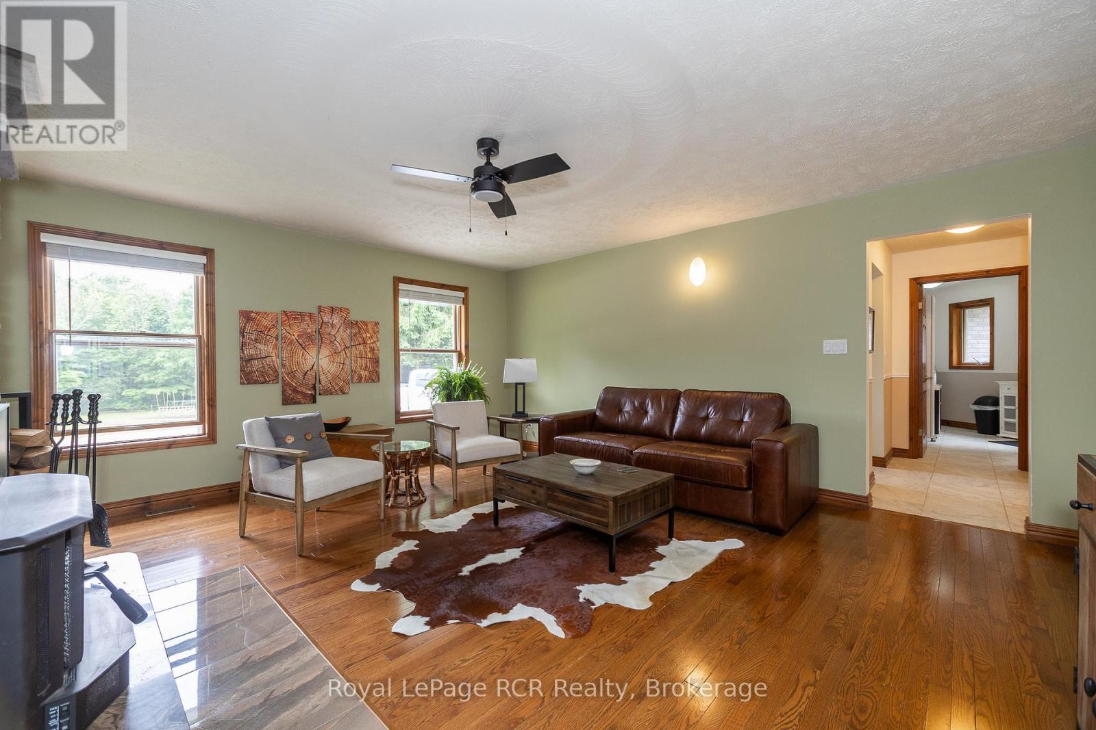 78 Lake Street, Georgian Bluffs, Ontario  N0H 2K0 - Photo 6 - X11949421