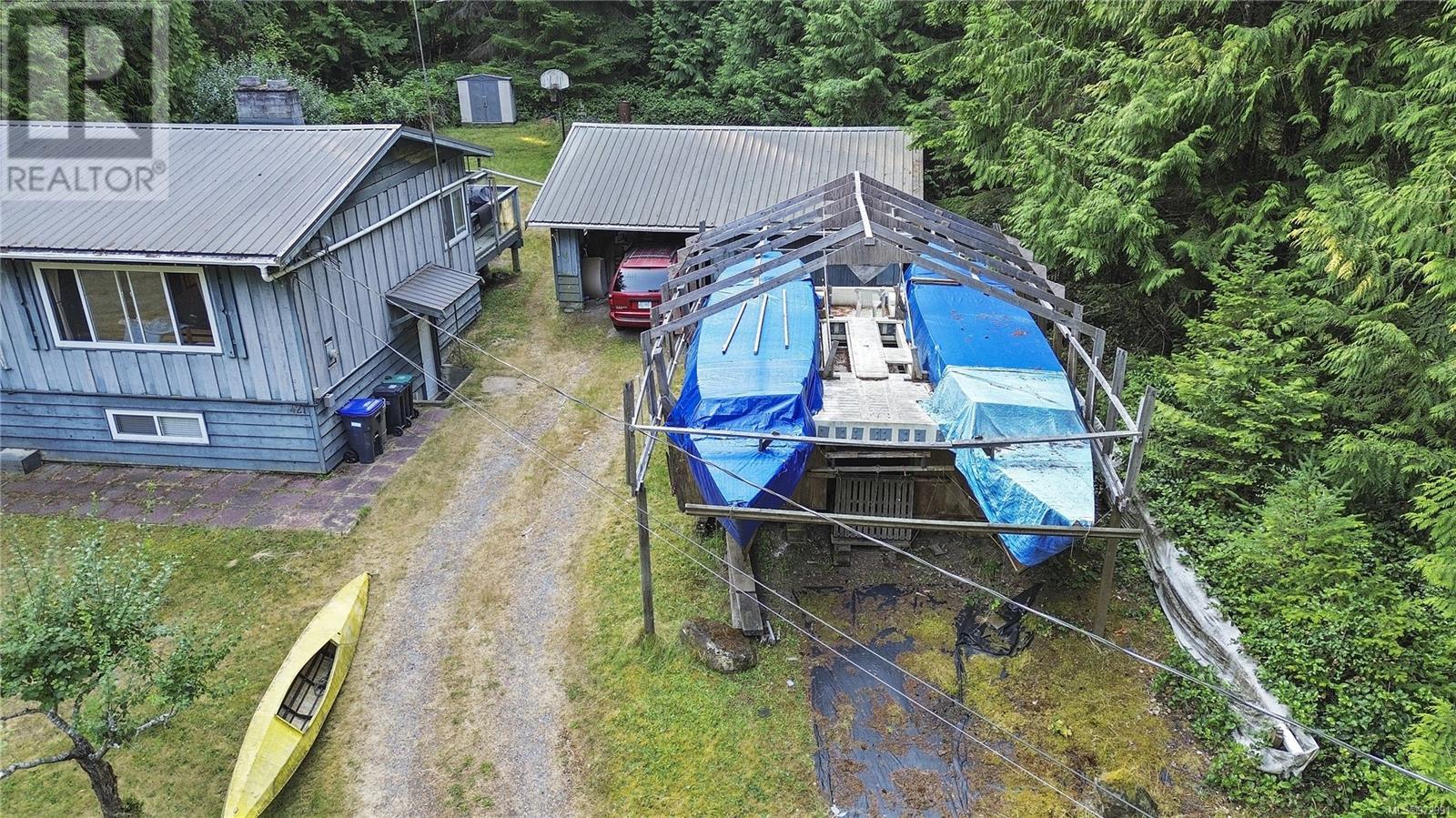 Property at 421 Berry Point Rd image 4