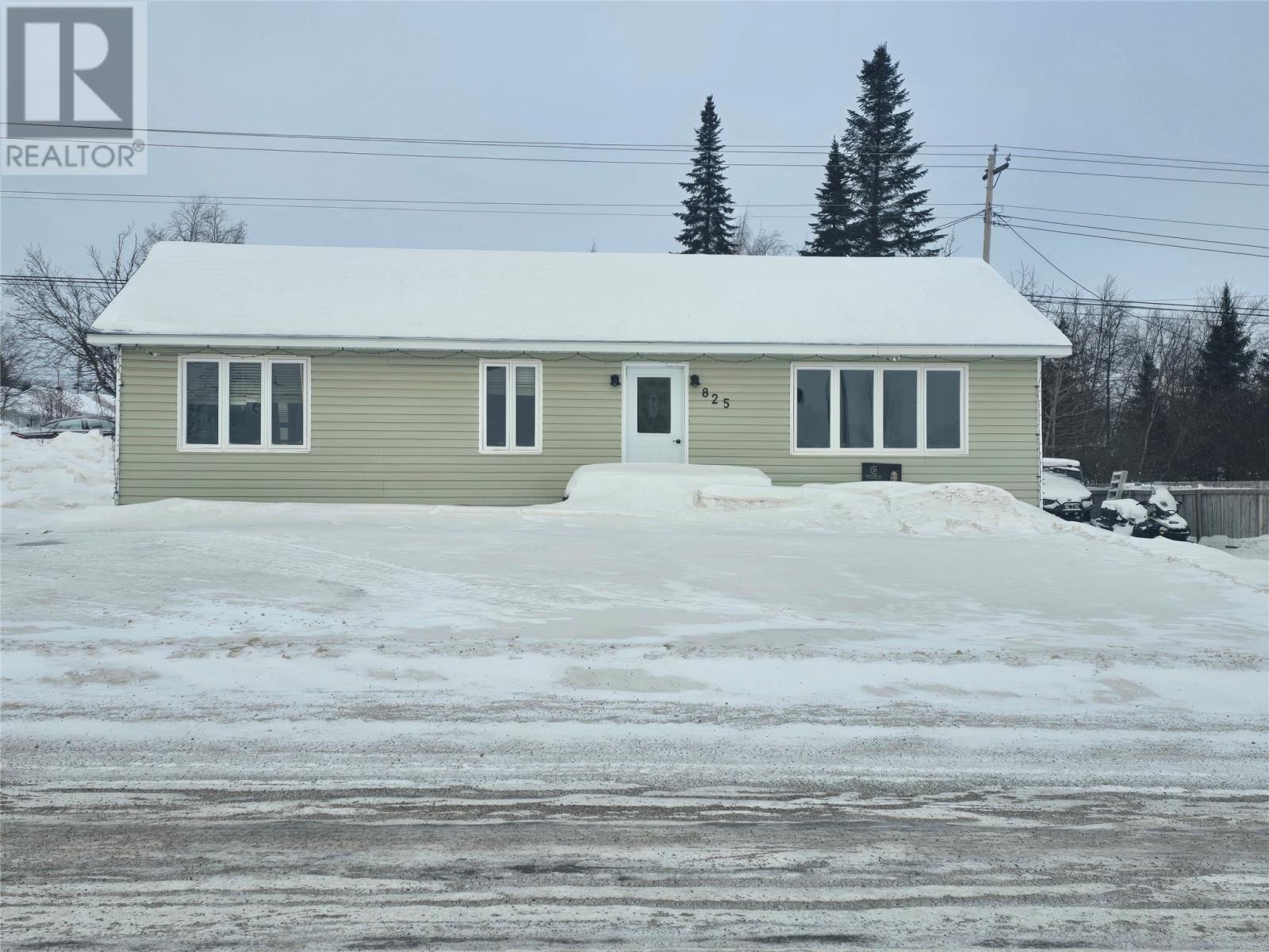 825 Hudson Drive, Labrador City, Newfoundland & Labrador  A2V 1M4 - Photo 1 - 1279418