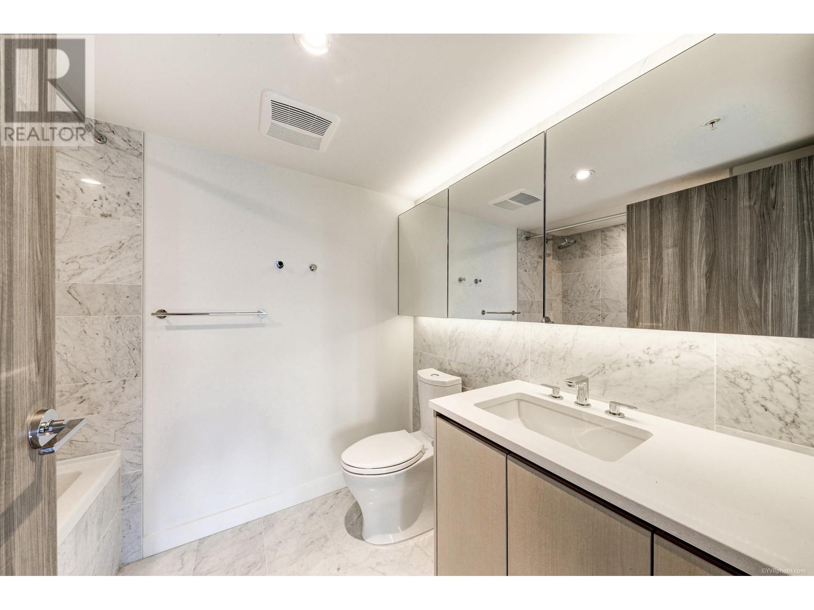 Listing Picture 8 of 23 : 307 8800 HAZELBRIDGE WAY, Richmond / 烈治文 - 魯藝地產 Yvonne Lu Group - MLS Medallion Club Member