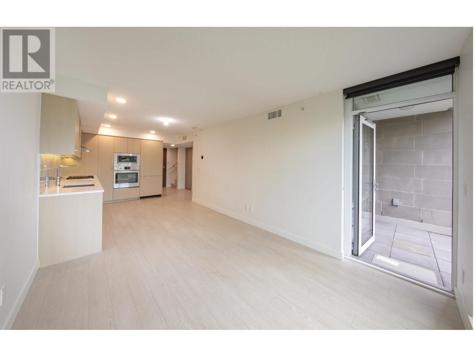 Listing Picture 3 of 23 : 307 8800 HAZELBRIDGE WAY, Richmond / 烈治文 - 魯藝地產 Yvonne Lu Group - MLS Medallion Club Member