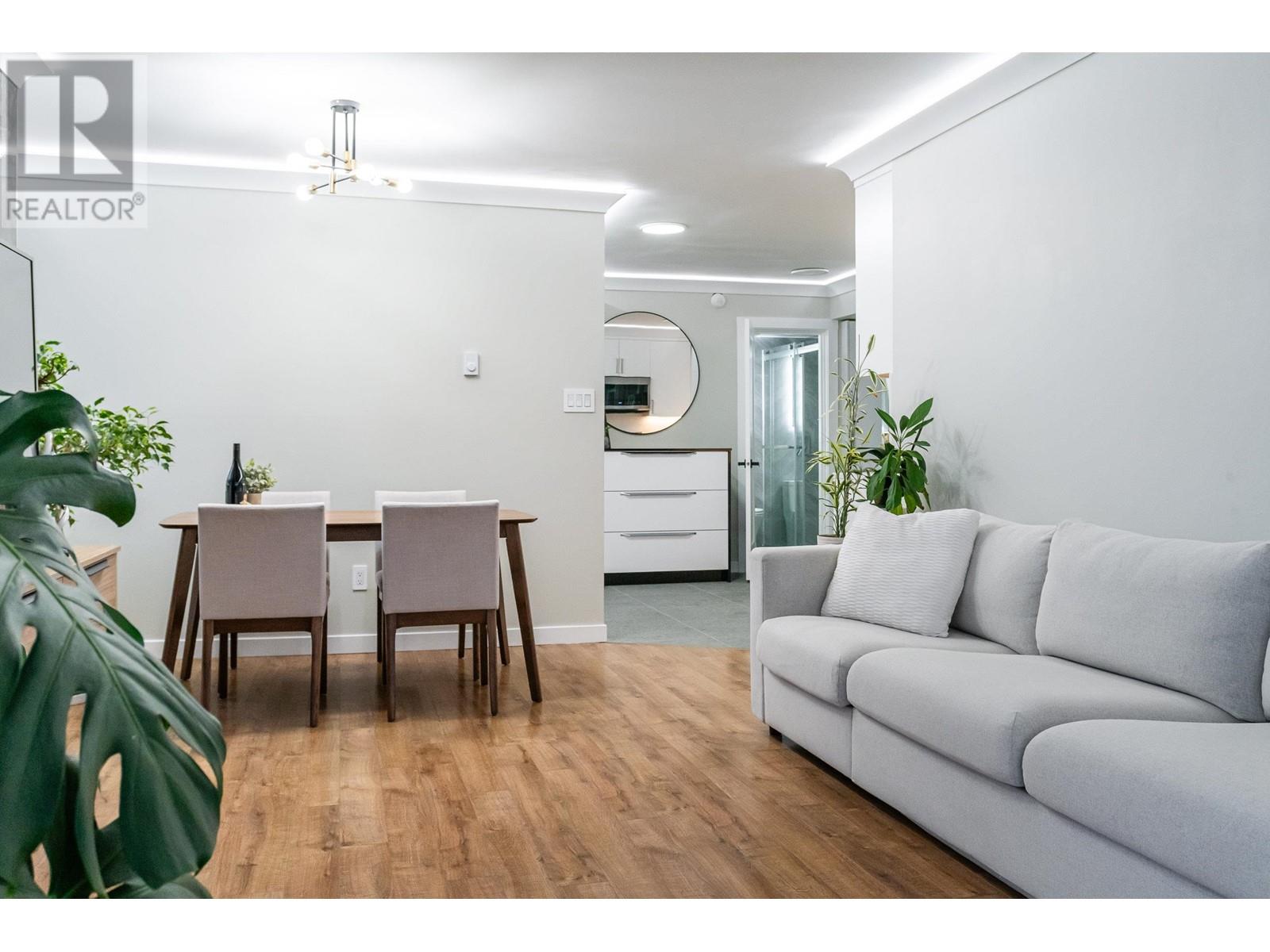 2205 3771 Bartlett Court, Burnaby, British Columbia  V3J 7G8 - Photo 12 - R2962173