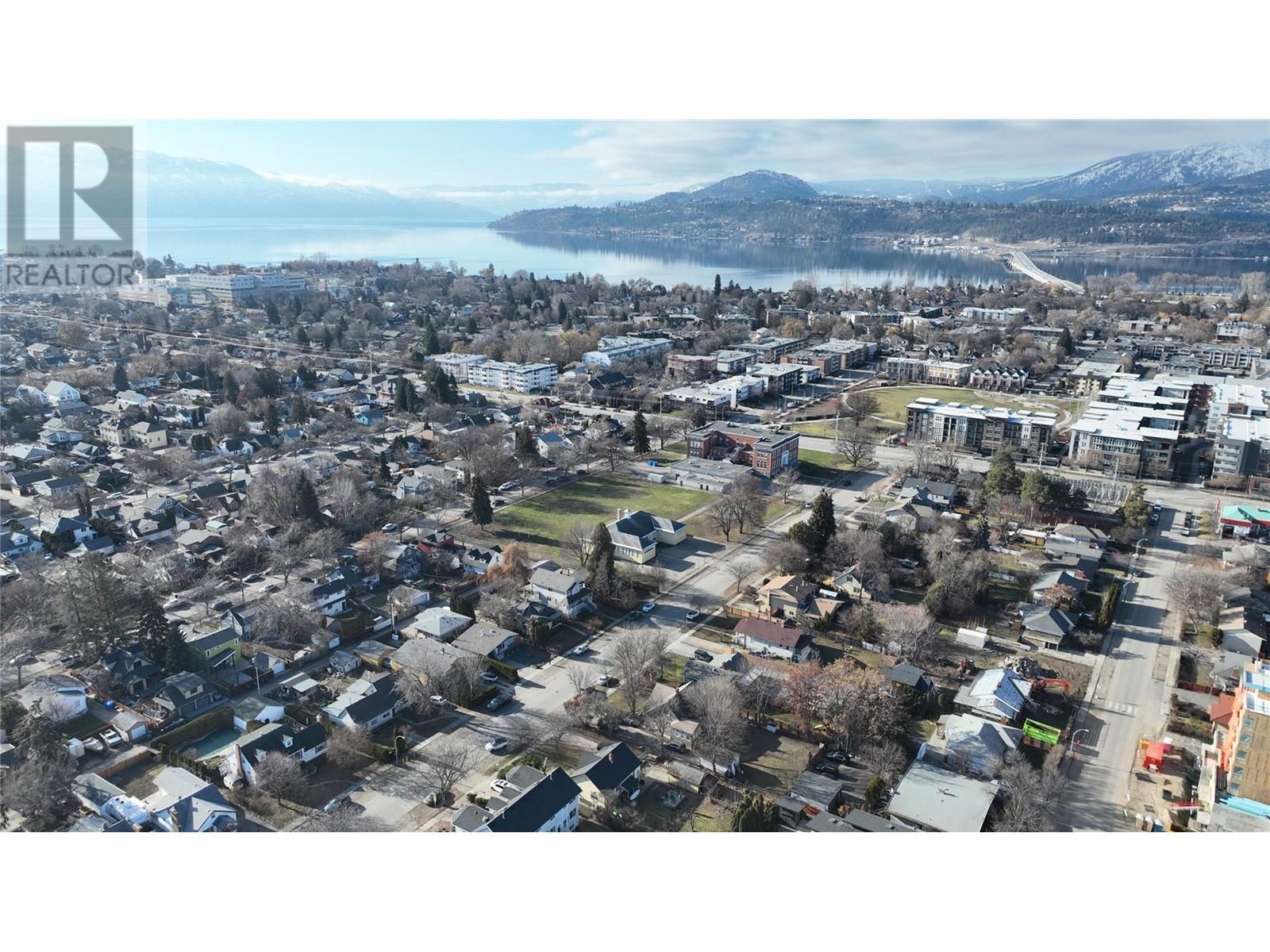 808 Dehart Avenue, Kelowna, British Columbia  V1Y 6A1 - Photo 8 - 10333796