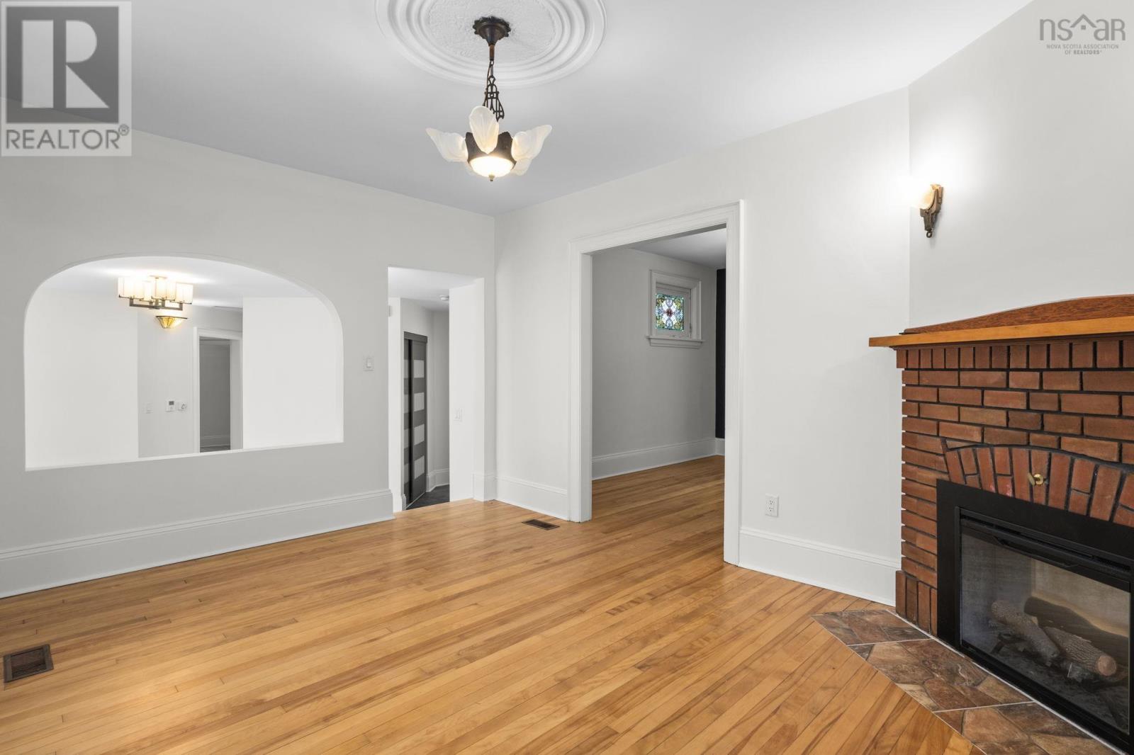 44 Dakin Drive, Halifax, Nova Scotia  B3M 2C9 - Photo 11 - 202502012