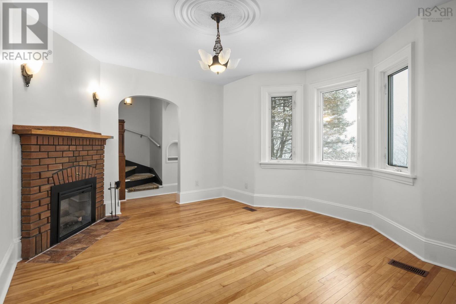 44 Dakin Drive, Halifax, Nova Scotia  B3M 2C9 - Photo 8 - 202502012