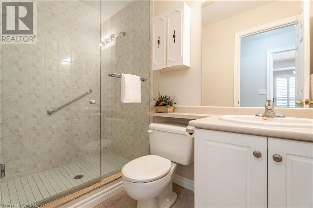 5188 Lakeshore Road Unit# 102, Burlington, Ontario  L7L 6P4 - Photo 12 - 40695032