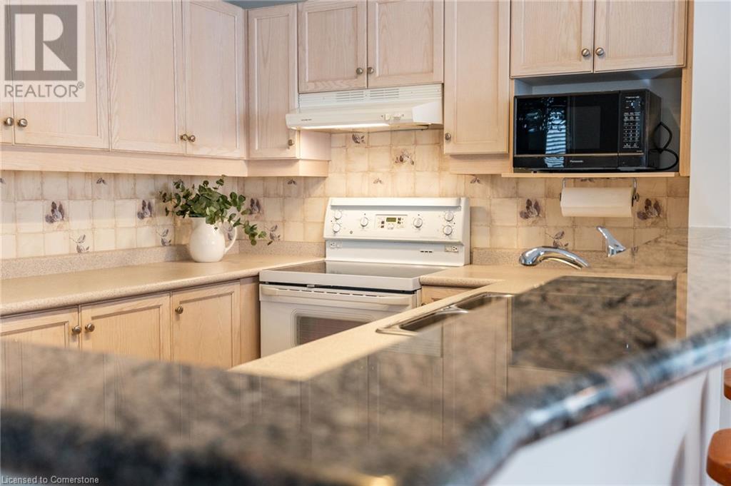 5188 Lakeshore Road Unit# 102, Burlington, Ontario  L7L 6P4 - Photo 18 - 40695032