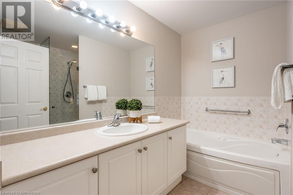 5188 Lakeshore Road Unit# 102, Burlington, Ontario  L7L 6P4 - Photo 30 - 40695032