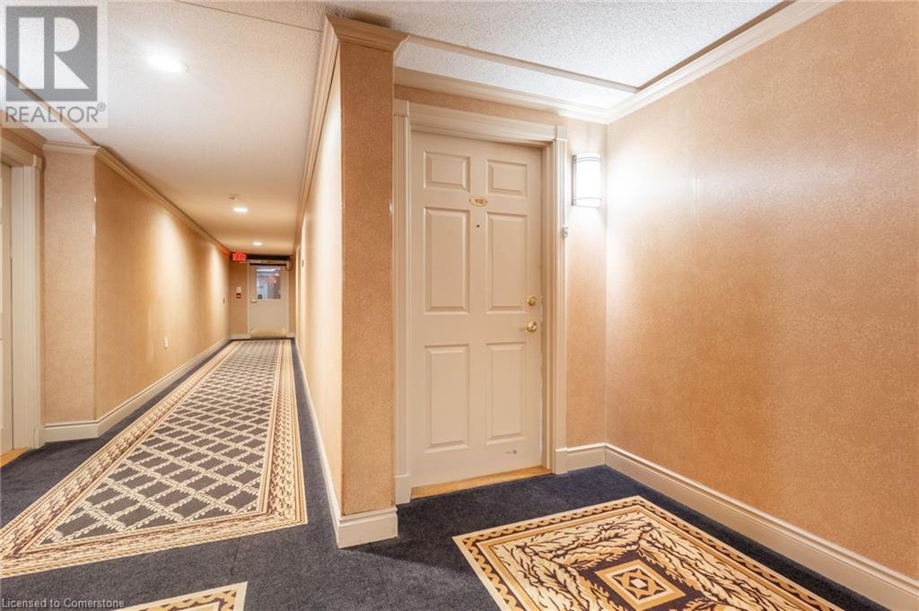 5188 Lakeshore Road Unit# 102, Burlington, Ontario  L7L 6P4 - Photo 5 - 40695032