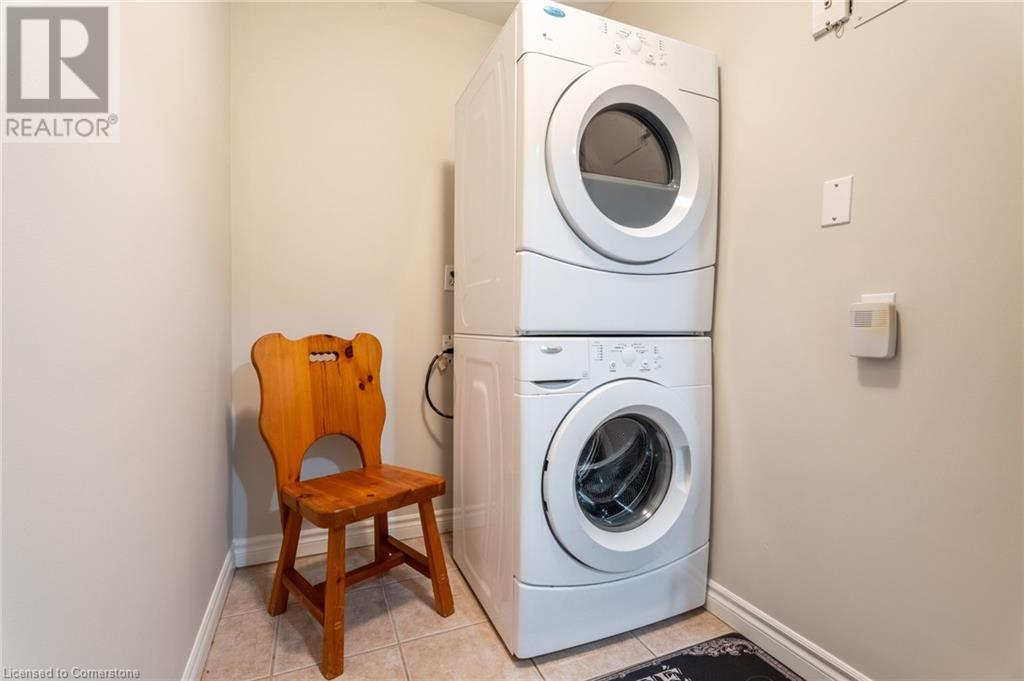 5188 Lakeshore Road Unit# 102, Burlington, Ontario  L7L 6P4 - Photo 8 - 40695032