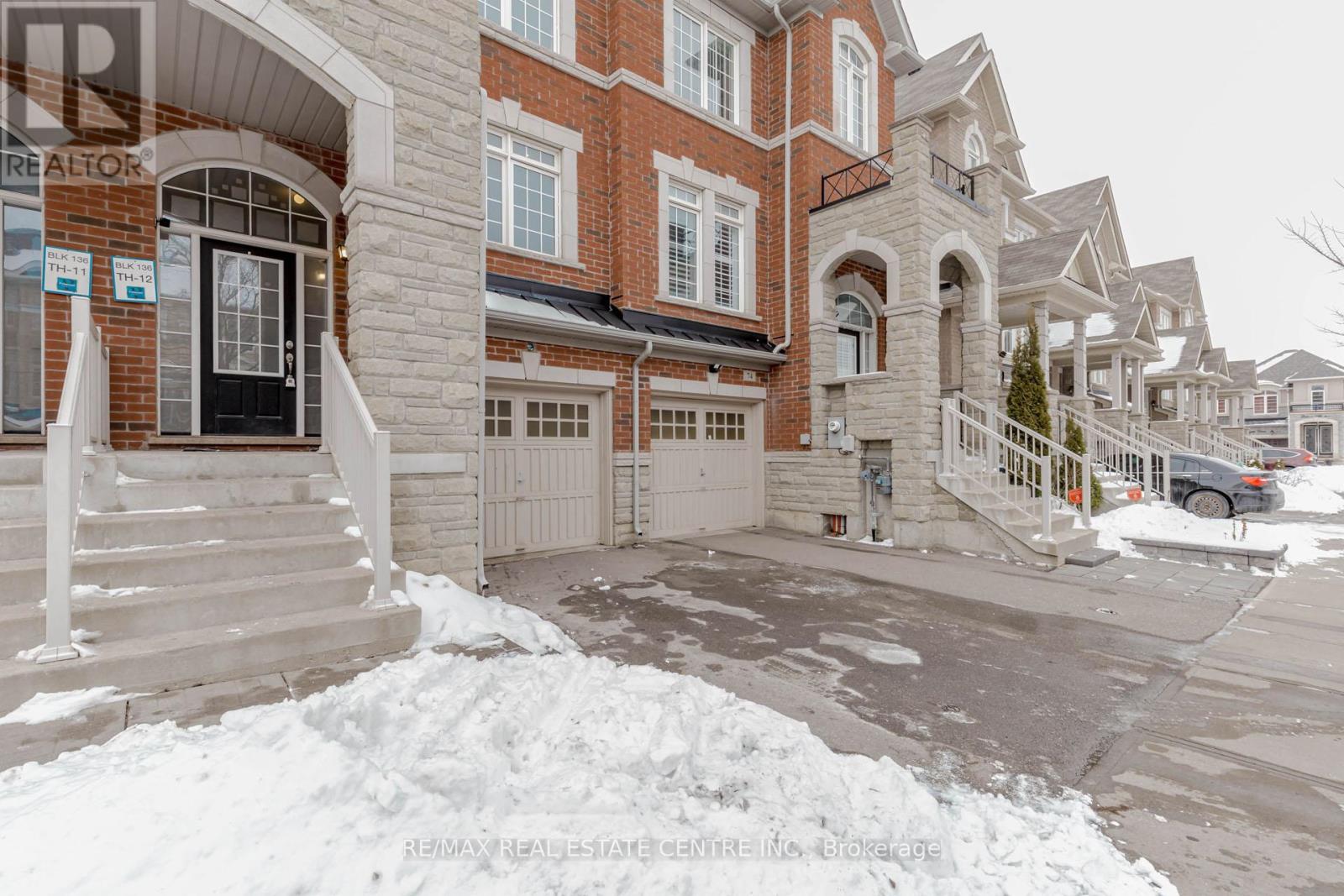 Property at 72 ROCKMAN CRESCENT image 3