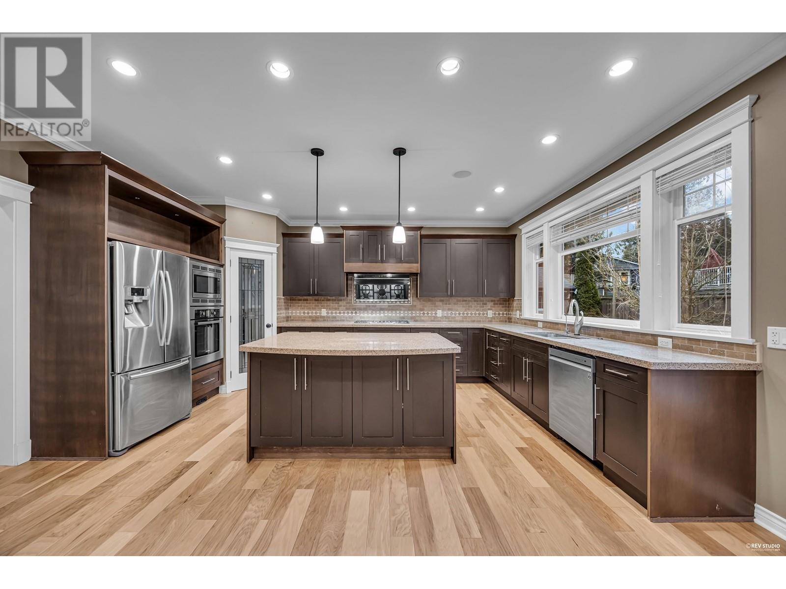 Property at 4945 DOGWOOD DRIVE image 2