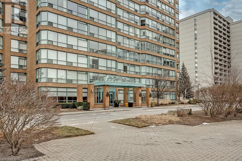 Property at 1276 MAPLE CROSSING Boulevard Unit# 1509 image 3