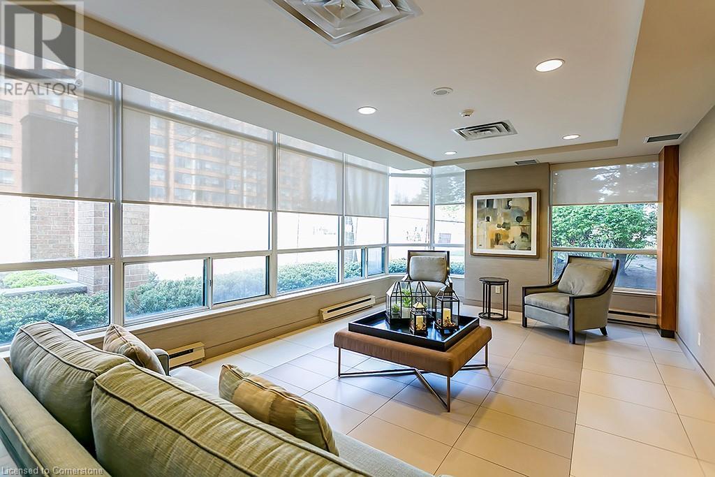 Property at 1276 MAPLE CROSSING Boulevard Unit# 1509 image 4